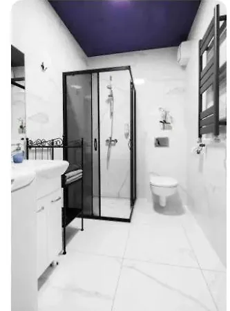 Tour Rakowicka 14a Апартаменты *